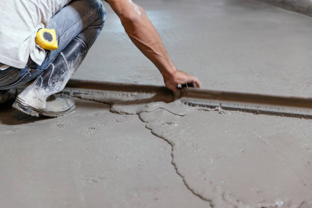 Best Concrete Flooring Contractor  in Glennville, GA