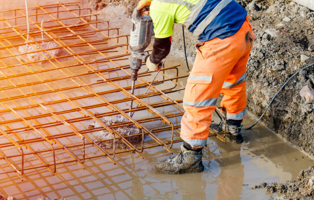 Best Commercial Concrete Contractor  in Glennville, GA